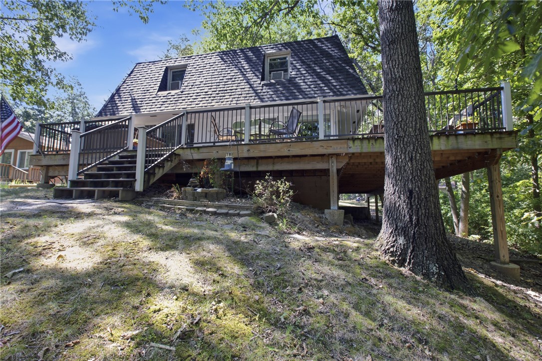 14806 N South Shore Drive Property Photo 4
