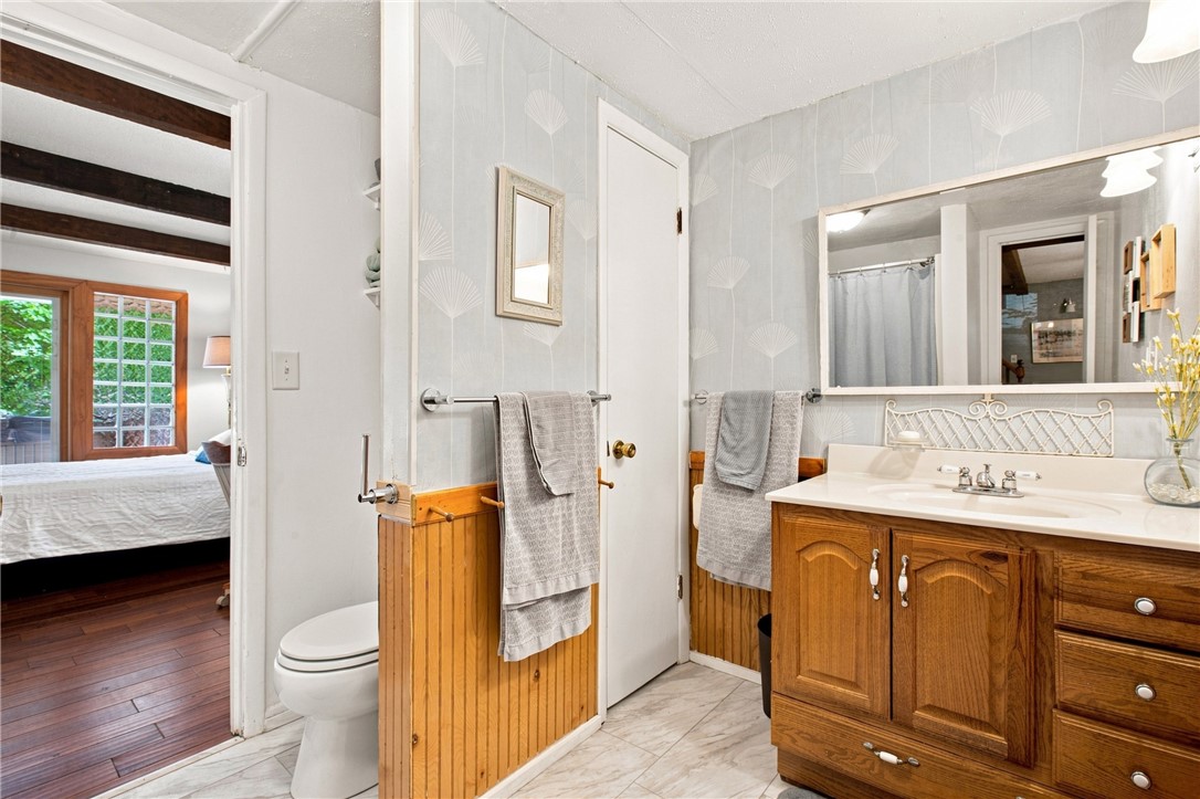 14806 N South Shore Drive Property Photo 27