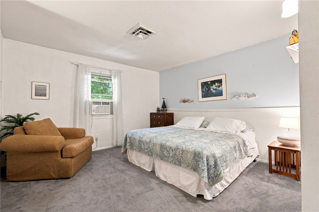 14806 N South Shore Drive Property Photo 31
