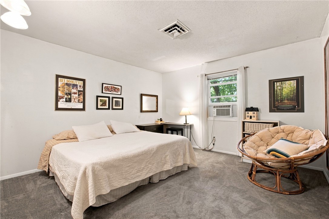 14806 N South Shore Drive Property Photo 32