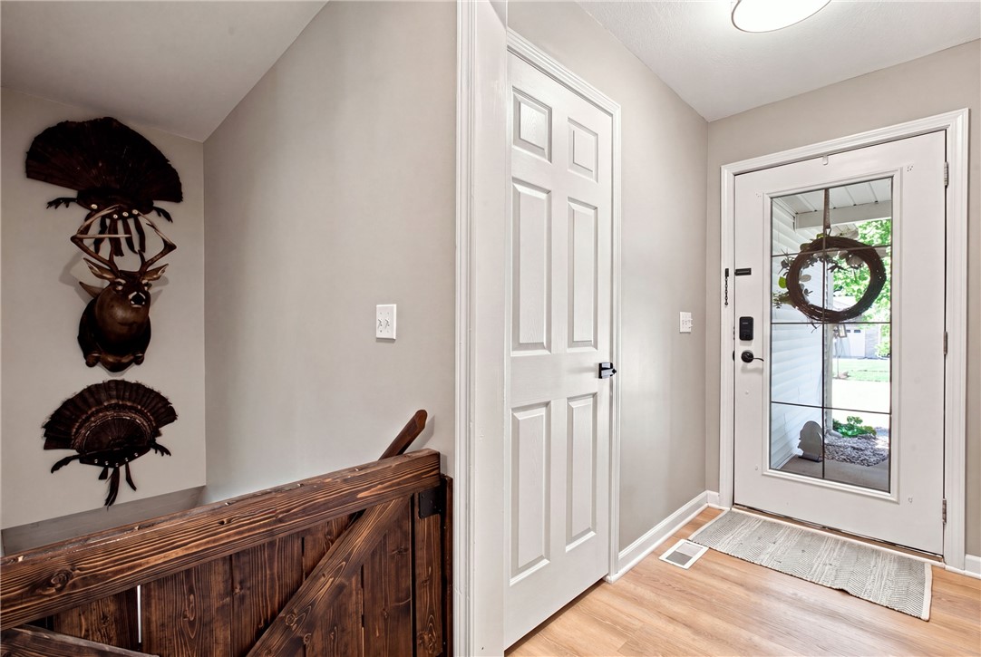 2511 Hidden Oaks Drive Property Photo 4