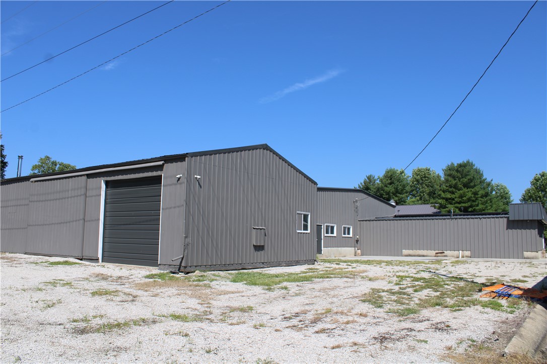 915 Kentucky Avenue Property Photo 2