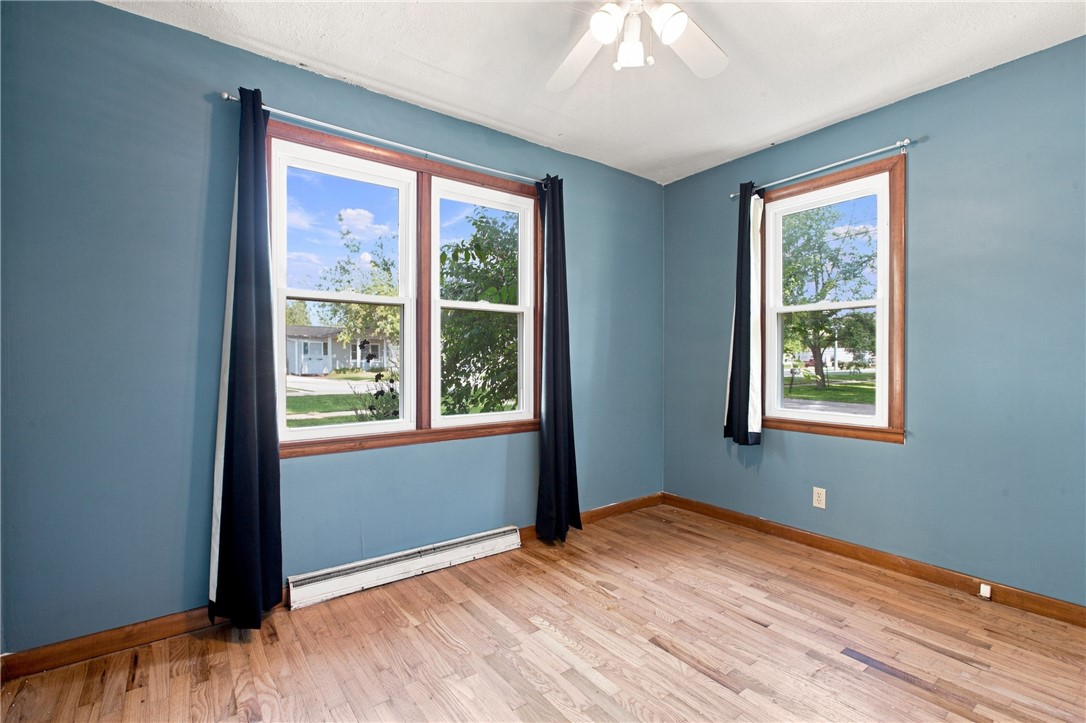 1910 20th Street Property Photo 12