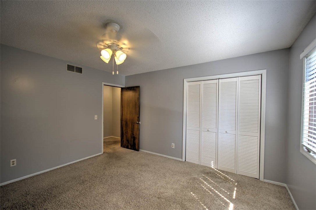 2894 Grove Court Property Photo 11