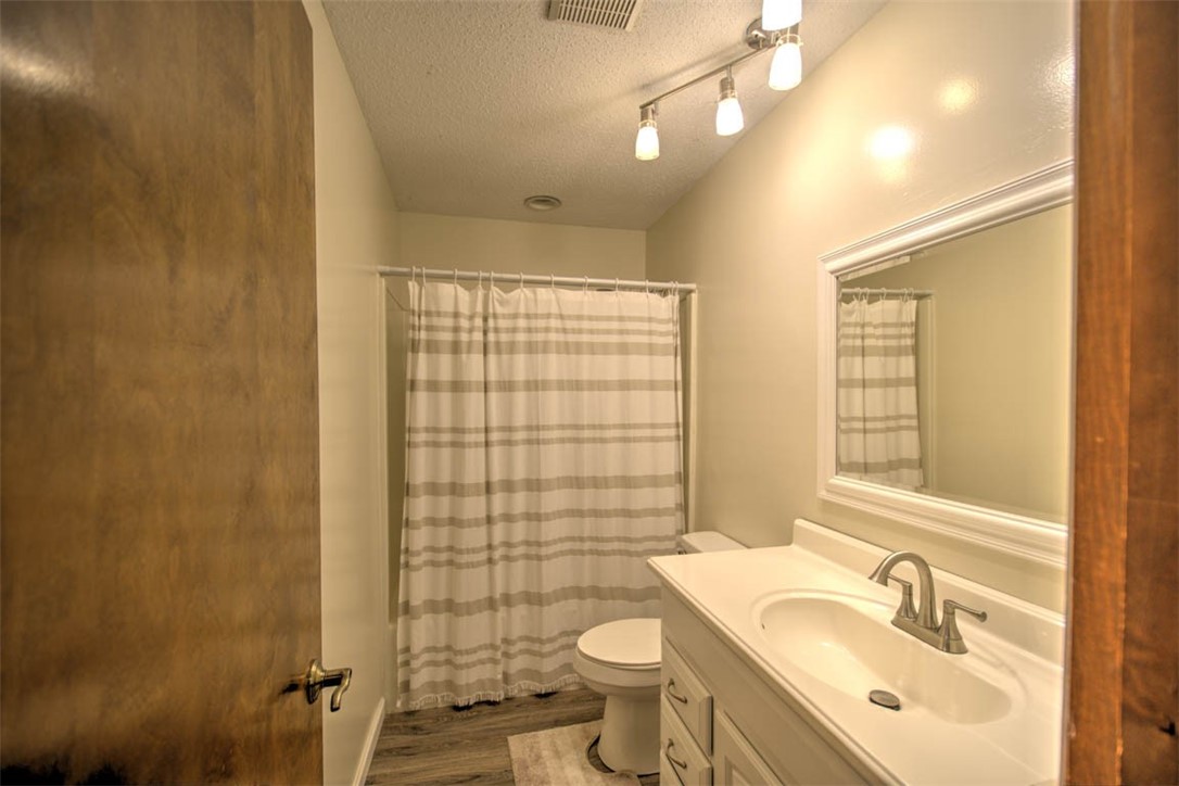 2894 Grove Court Property Photo 14