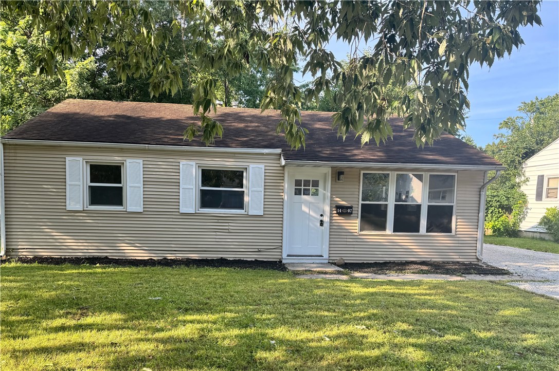 1407 Paula Drive Property Photo 1
