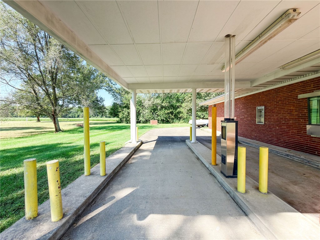 405 S State 1 Highway Property Photo 43