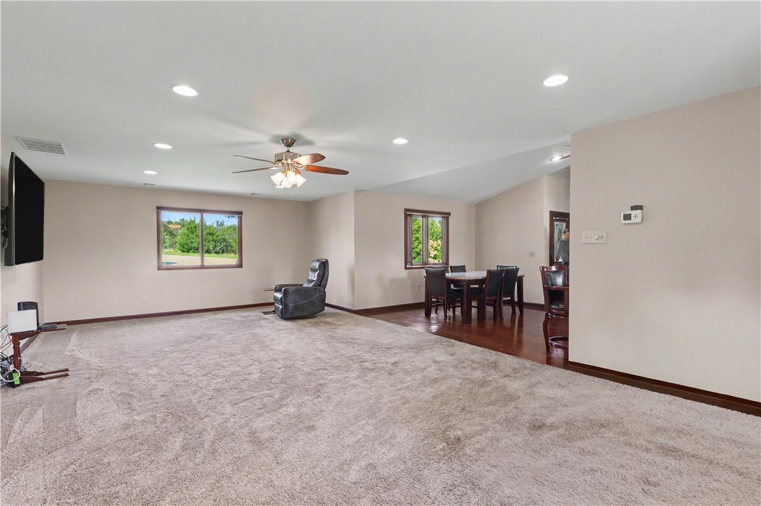 103 E Autumn Drive Property Photo 25
