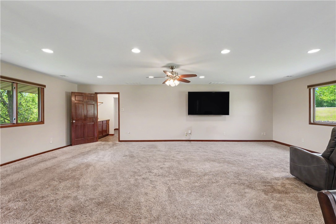 103 E Autumn Drive Property Photo 28