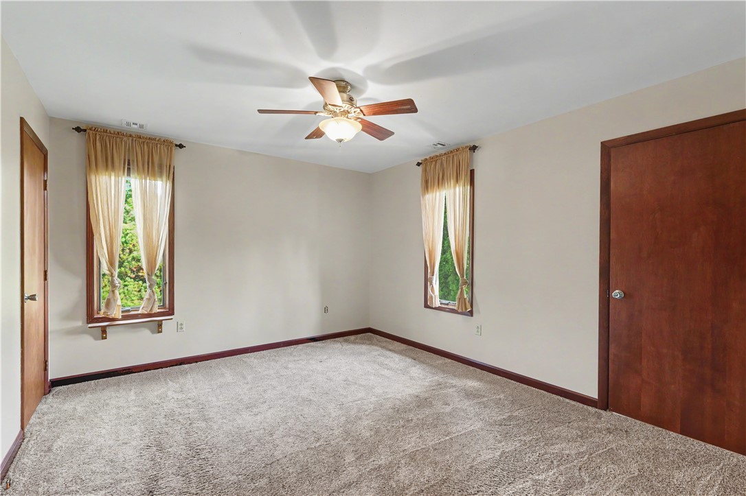 103 E Autumn Drive Property Photo 33