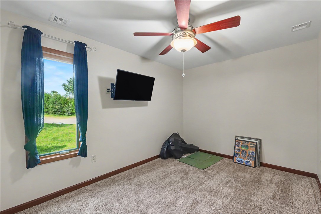 103 E Autumn Drive Property Photo 36