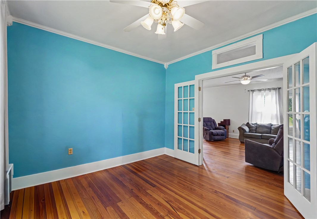 603 N English Street Property Photo 19