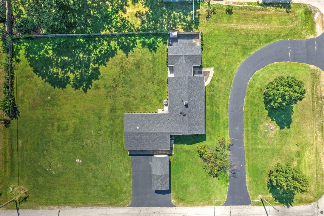2310 S Lost Bridge Road Property Photo 6
