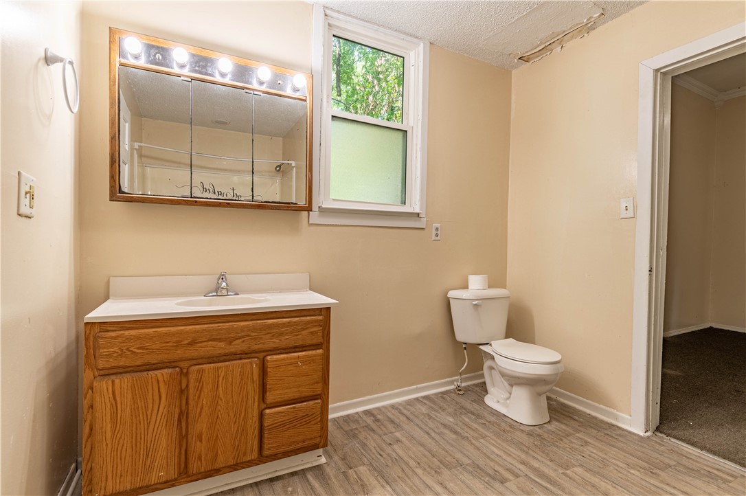 454 Powers Lane Property Photo 6
