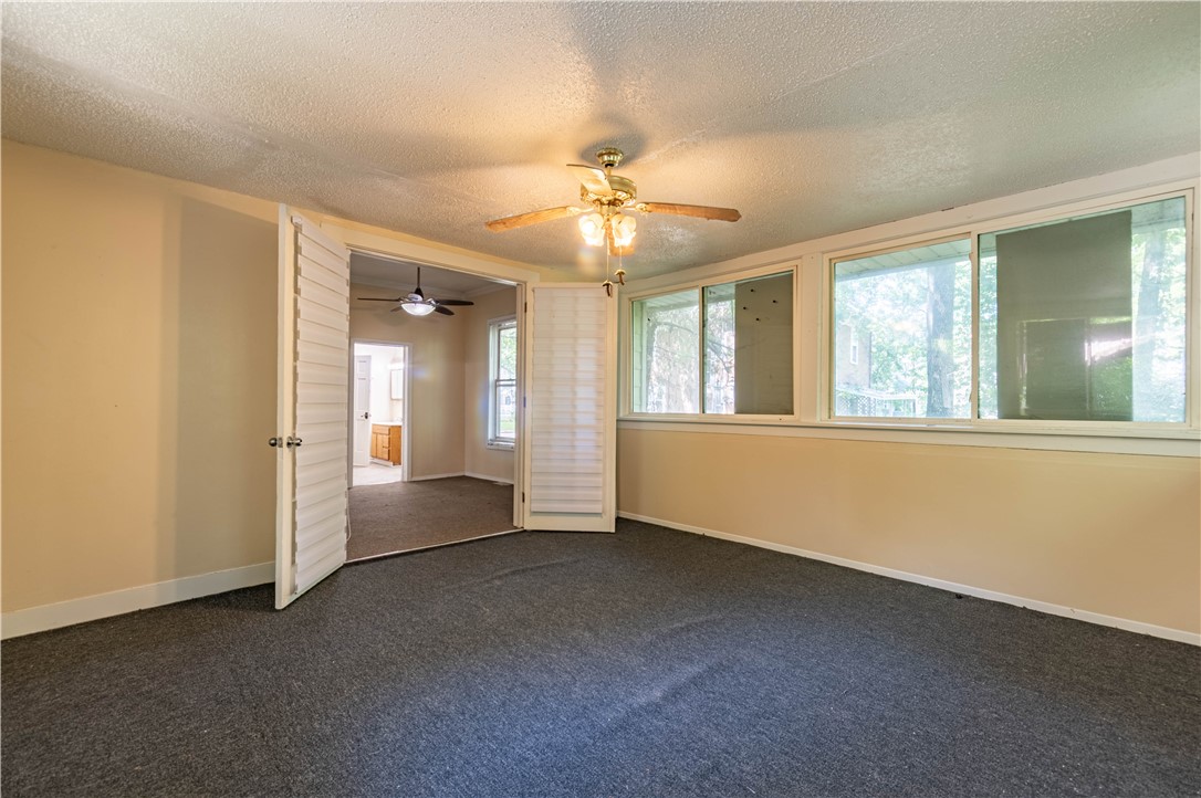 454 Powers Lane Property Photo 9
