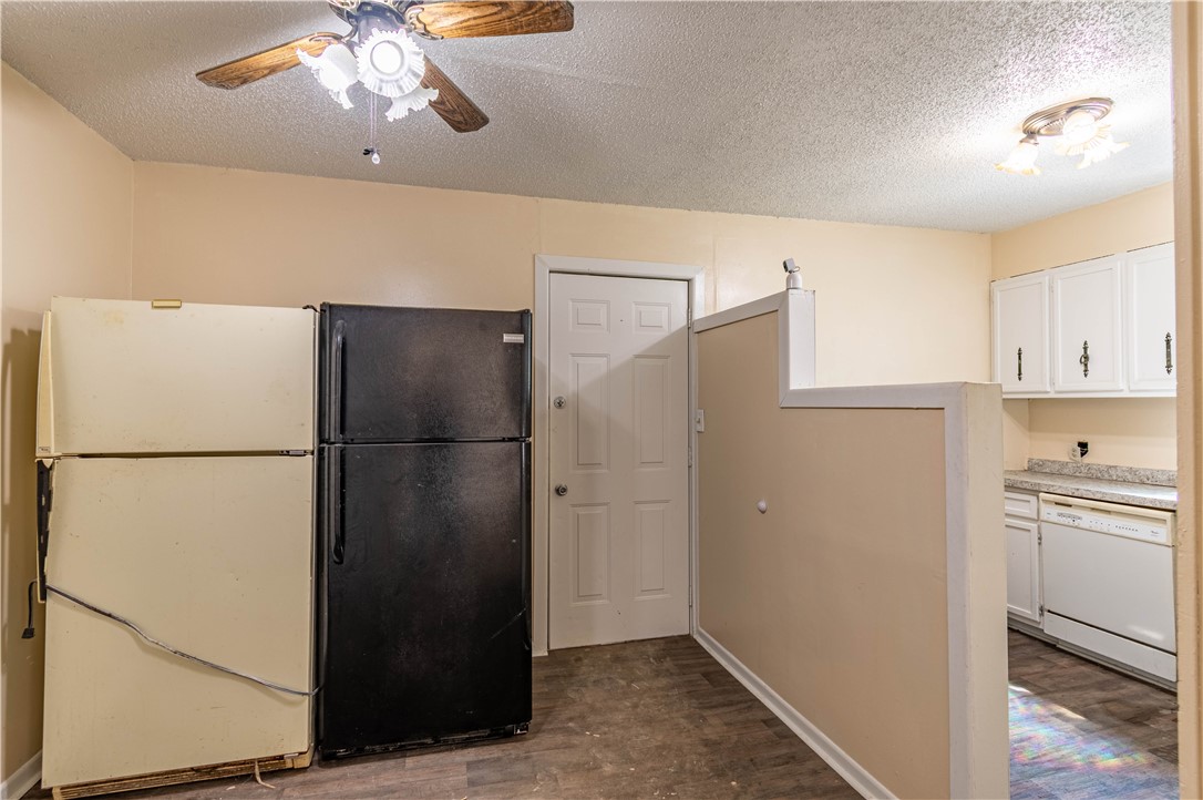 454 Powers Lane Property Photo 11