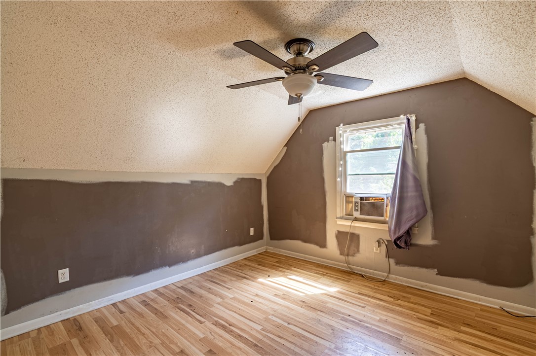 454 Powers Lane Property Photo 17