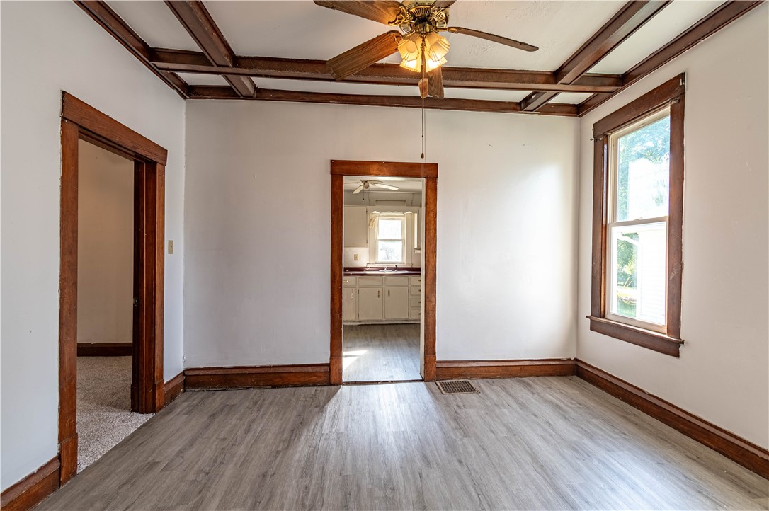 1034 S Webster Street Property Photo 4