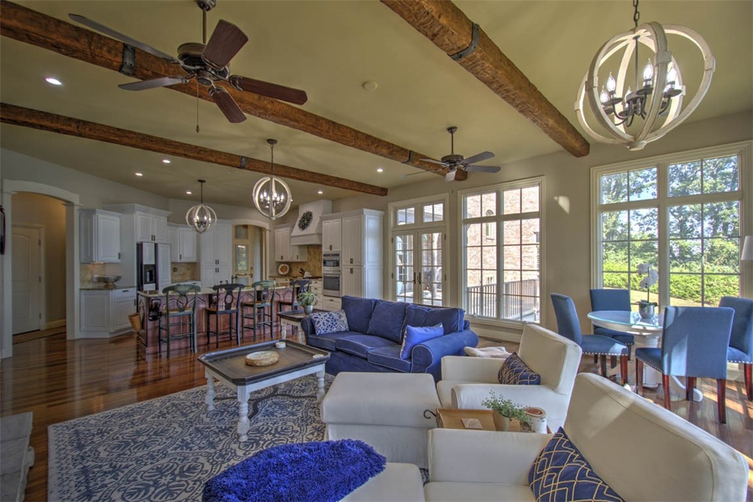 10 Allen Bend Place Property Photo 10