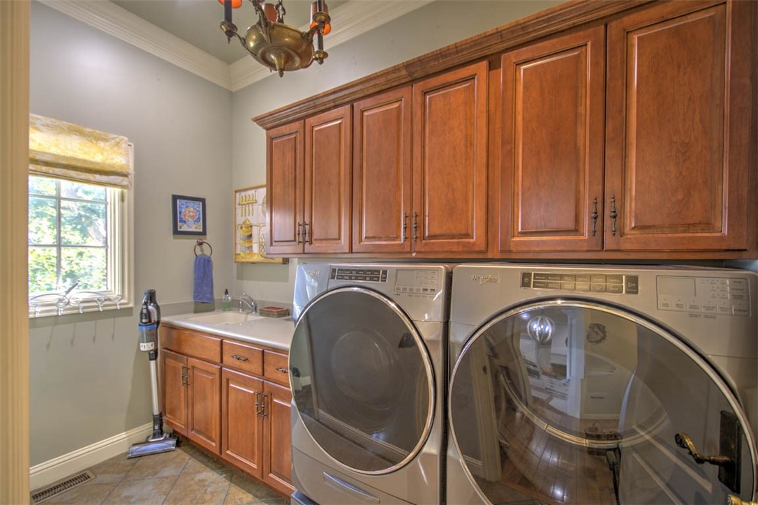 10 Allen Bend Place Property Photo 23