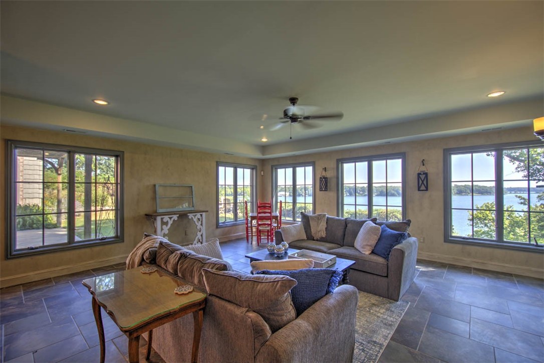 10 Allen Bend Place Property Photo 31
