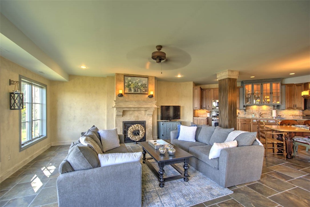 10 Allen Bend Place Property Photo 32