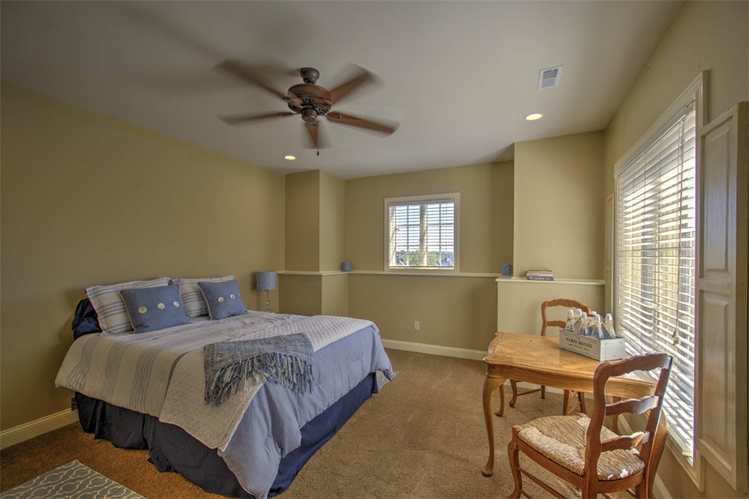10 Allen Bend Place Property Photo 37