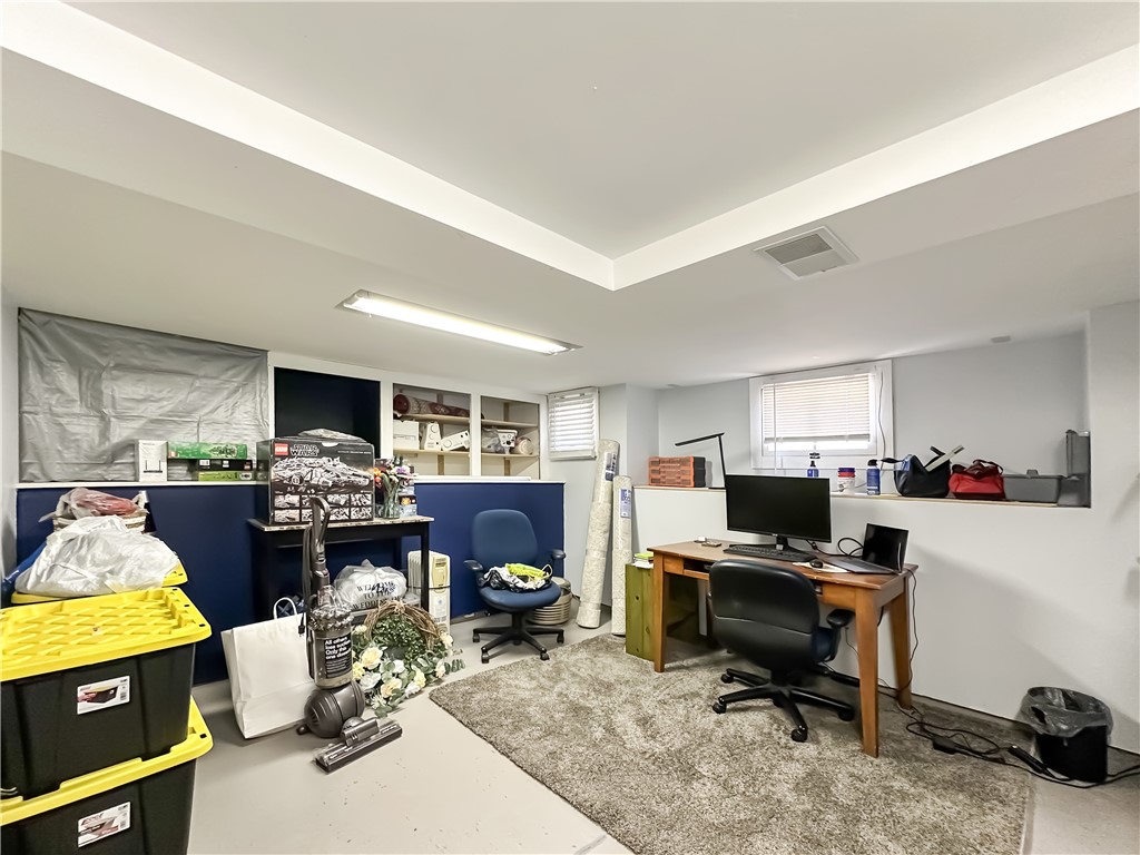 3213 Champaign Avenue Property Photo 16