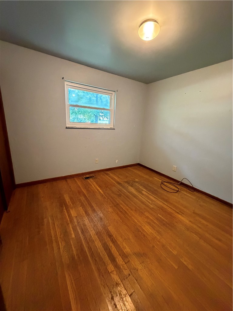 207 Oak Street Property Photo 21