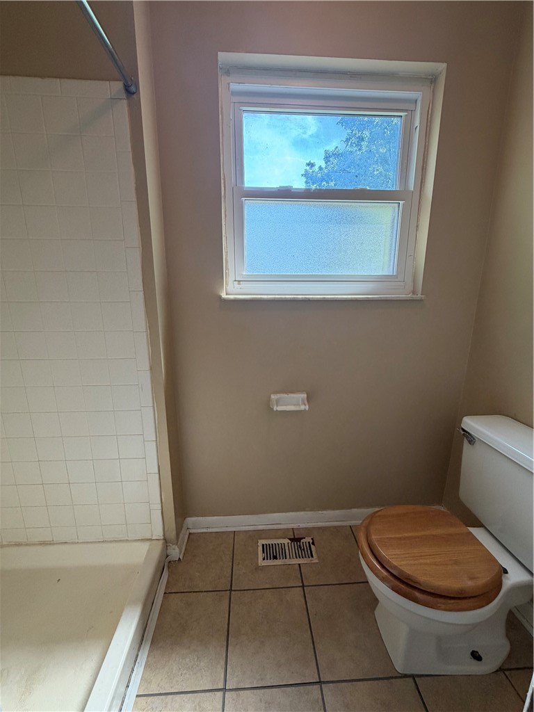 207 Oak Street Property Photo 26