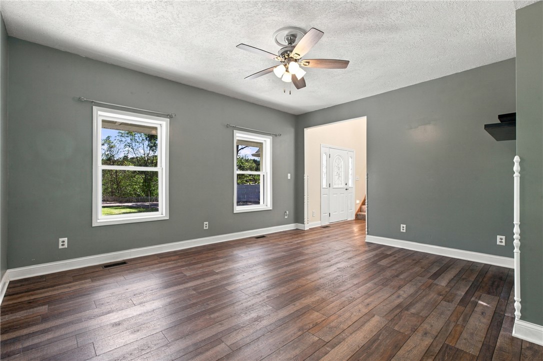 15111 E U S Highway 40 Property Photo 9