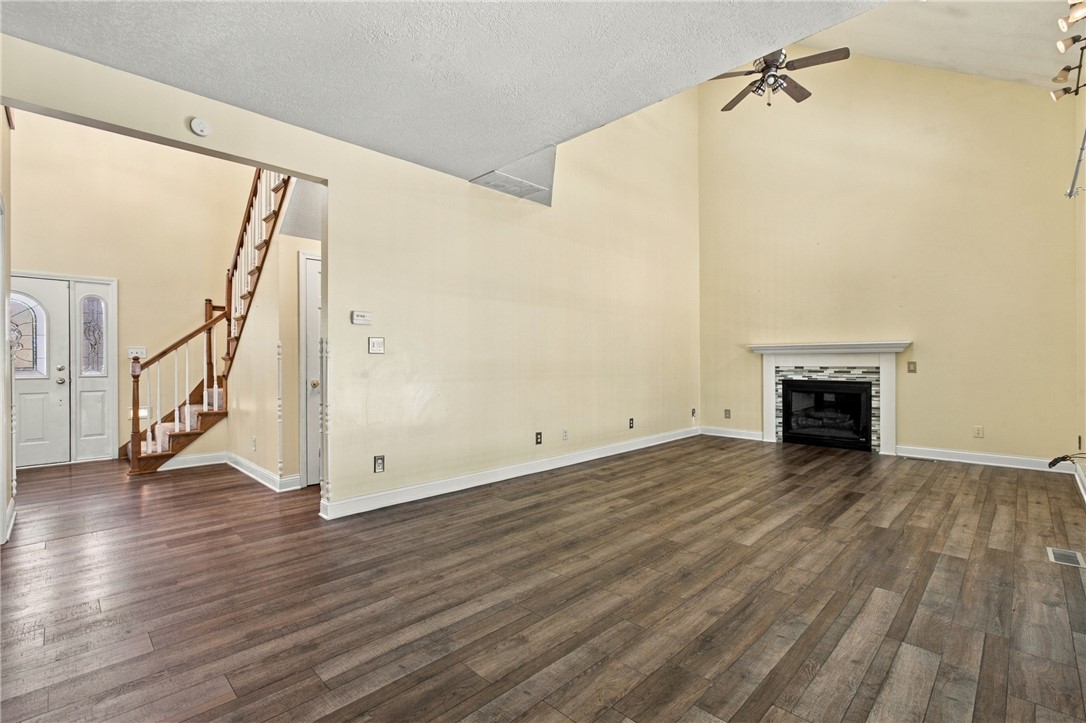 15111 E U S Highway 40 Property Photo 11