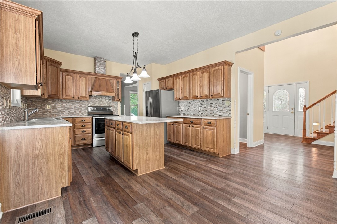 15111 E U S Highway 40 Property Photo 15