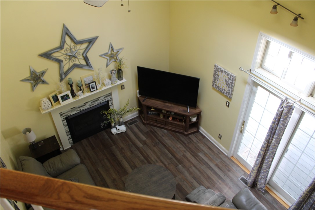 15111 E U S Highway 40 Property Photo 8