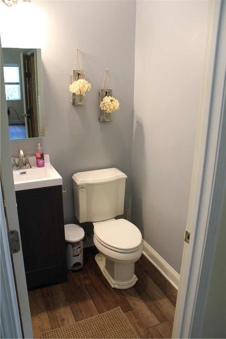 15111 E U S Highway 40 Property Photo 11