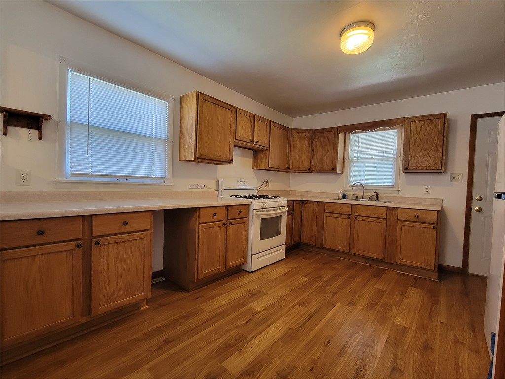 3033 Wallace Street Property Photo 4
