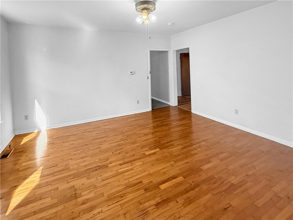 2508 Richmond Avenue Property Photo 2