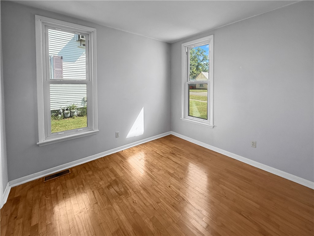 2508 Richmond Avenue Property Photo 4