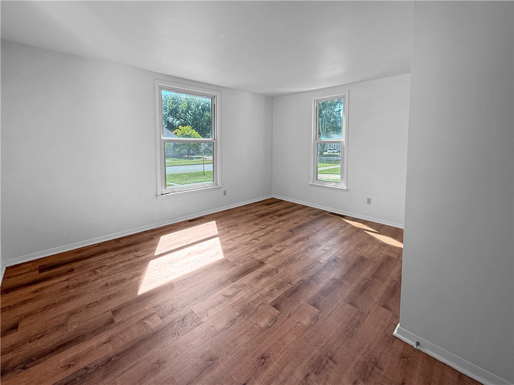 2508 Richmond Avenue Property Photo 5