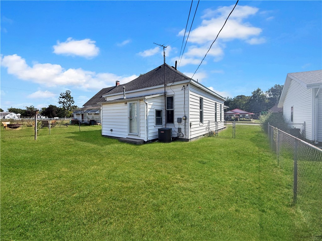 2508 Richmond Avenue Property Photo 10