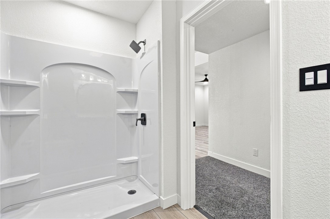 609 W Green Street Property Photo 13