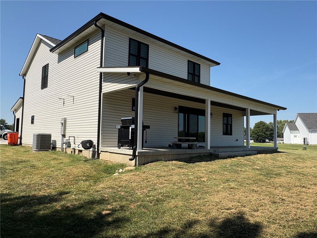 8 Sunrise Circle Property Photo 3