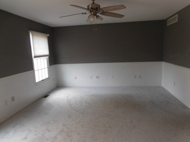 1035 Country Manor Property Photo 5