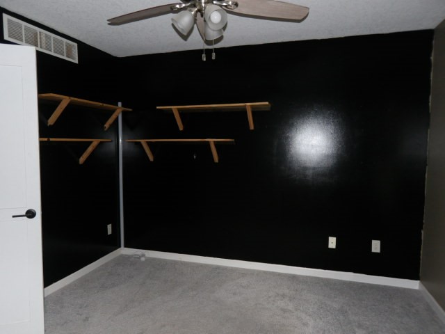 1035 Country Manor Property Photo 6