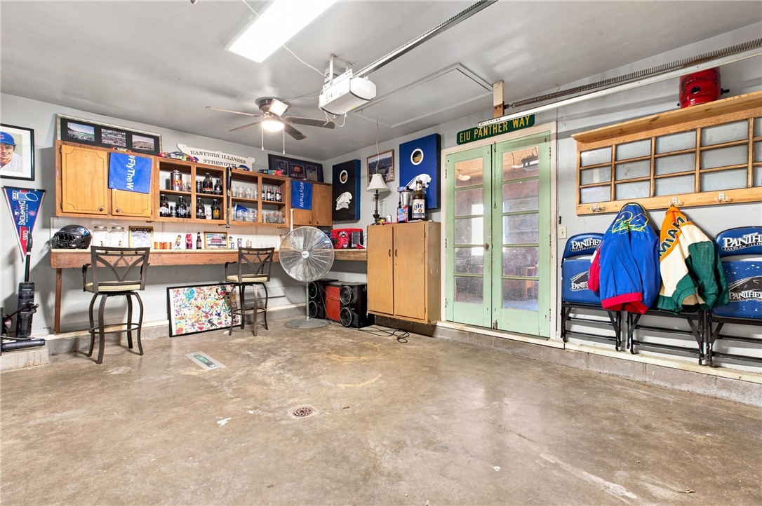 901 3rd Street Property Photo 17