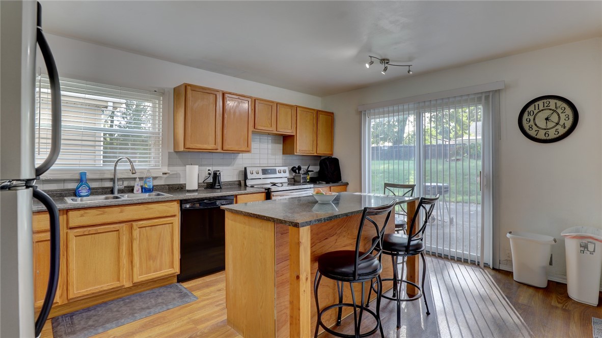 555 N 35th Street Property Photo 17