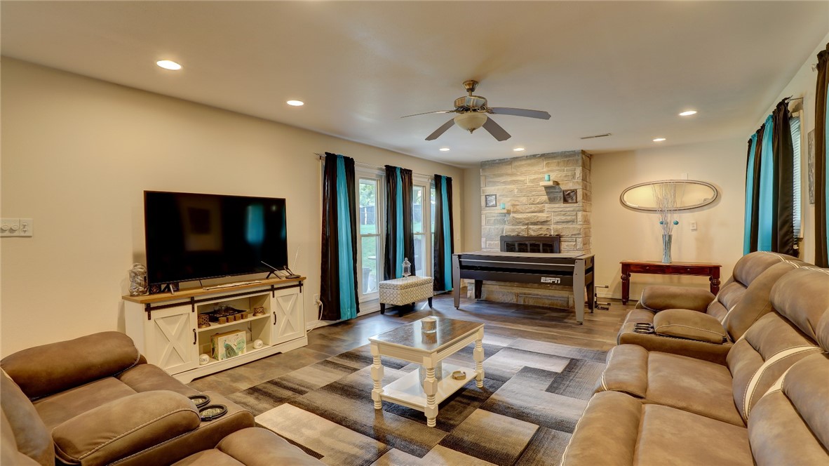 555 N 35th Street Property Photo 19