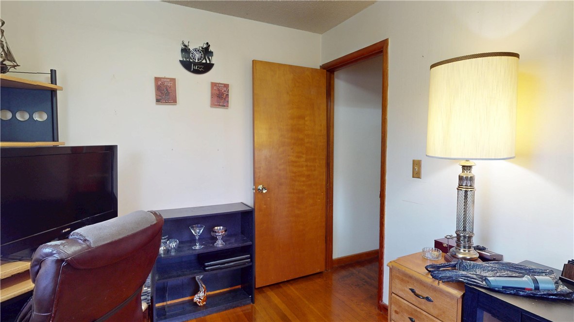 21262 Denmark Road Property Photo 23