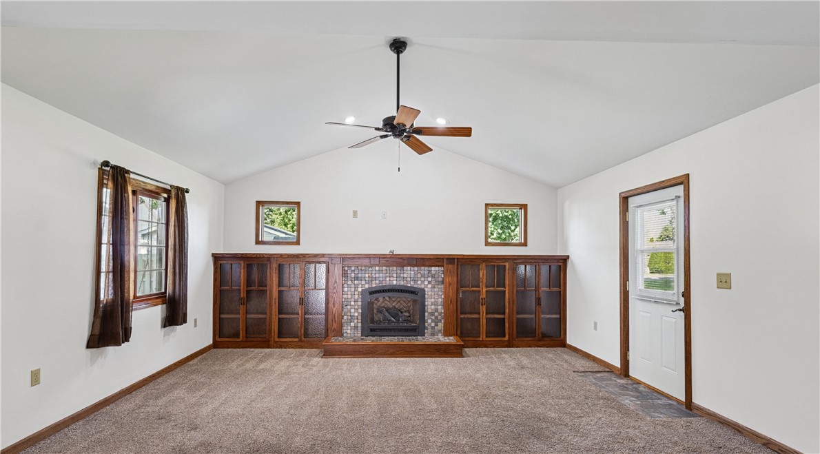 104 N Webster Street Property Photo 15