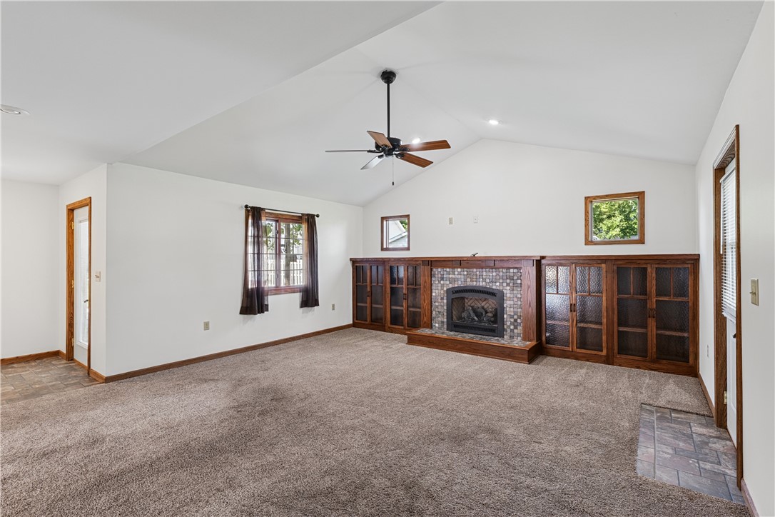 104 N Webster Street Property Photo 16